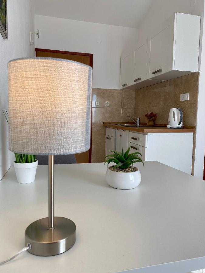 Guest House Renata Plomin Ngoại thất bức ảnh