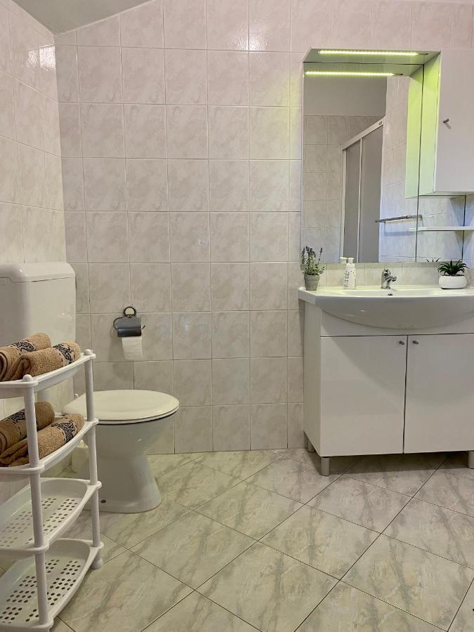 Guest House Renata Plomin Ngoại thất bức ảnh