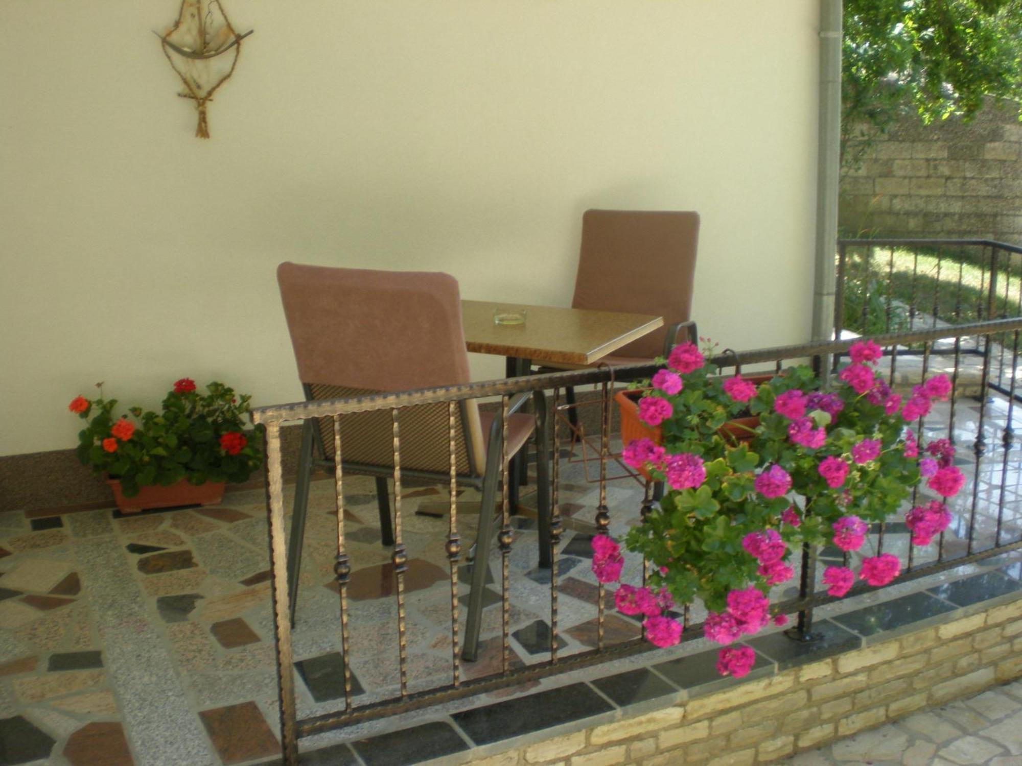 Guest House Renata Plomin Ngoại thất bức ảnh
