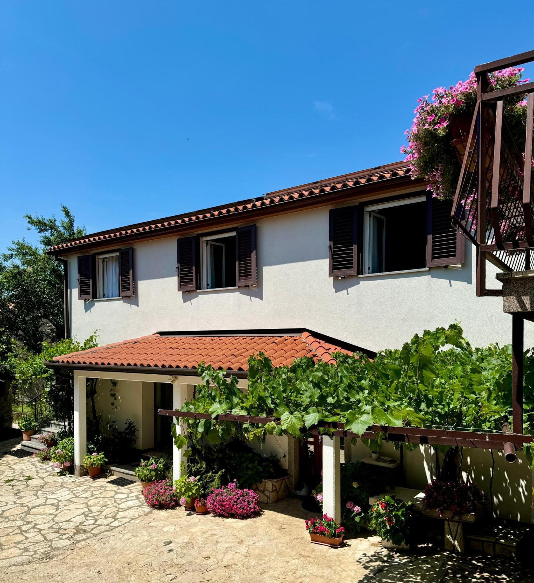 Guest House Renata Plomin Ngoại thất bức ảnh