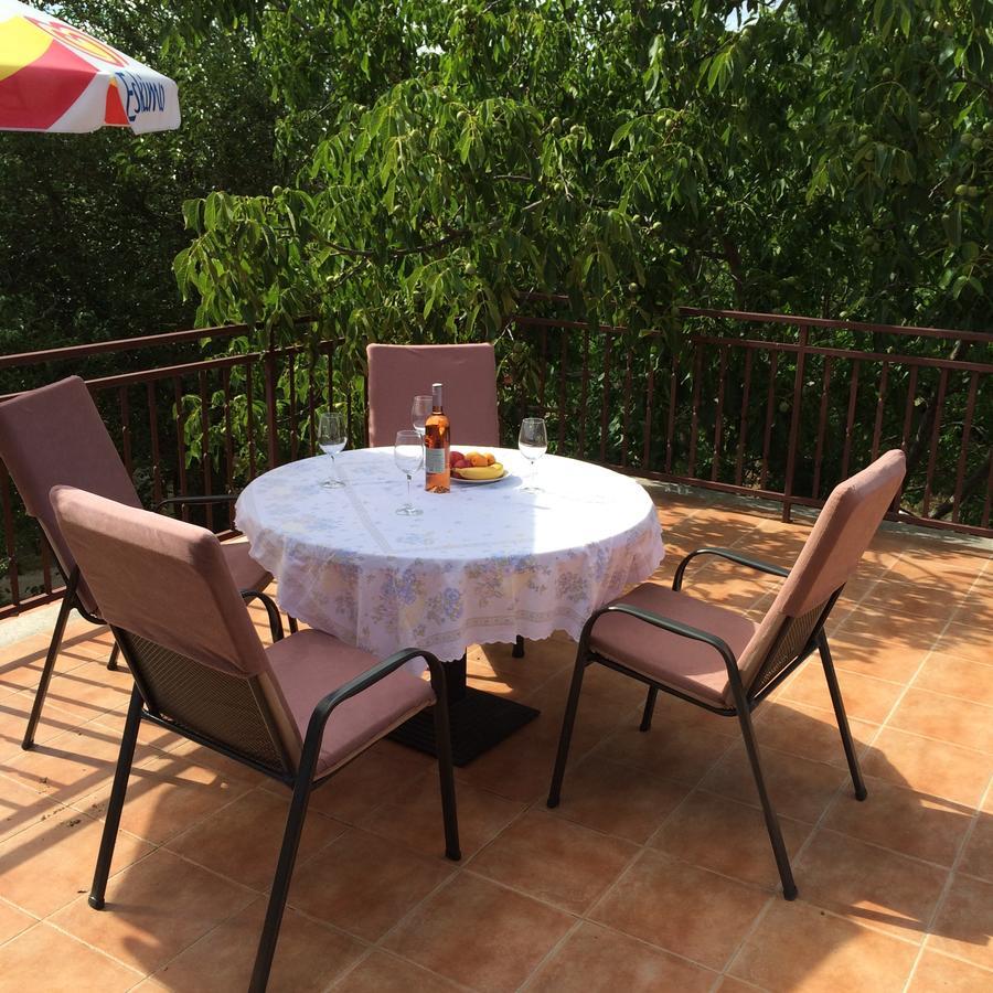 Guest House Renata Plomin Ngoại thất bức ảnh