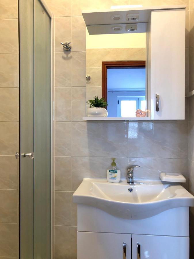 Guest House Renata Plomin Ngoại thất bức ảnh